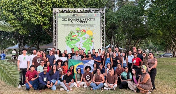 Campus Araguatins leva deleção para evento de desenvolvimento rural e economia solidária no Pará