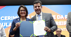 foto-posse-reitora-paula-karini-2026-ifto.png