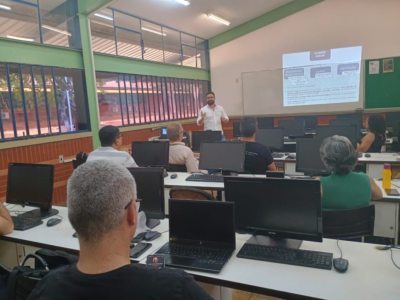 Foto_-_Capacitação_II-3fcf0c0fd5ac4c408de6213434dbed56.jpeg